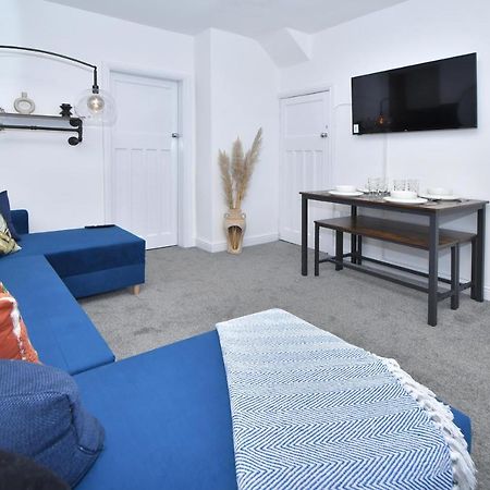 Lily House By Yourstays - Cosy 3 Bedroom House In 克鲁 外观 照片