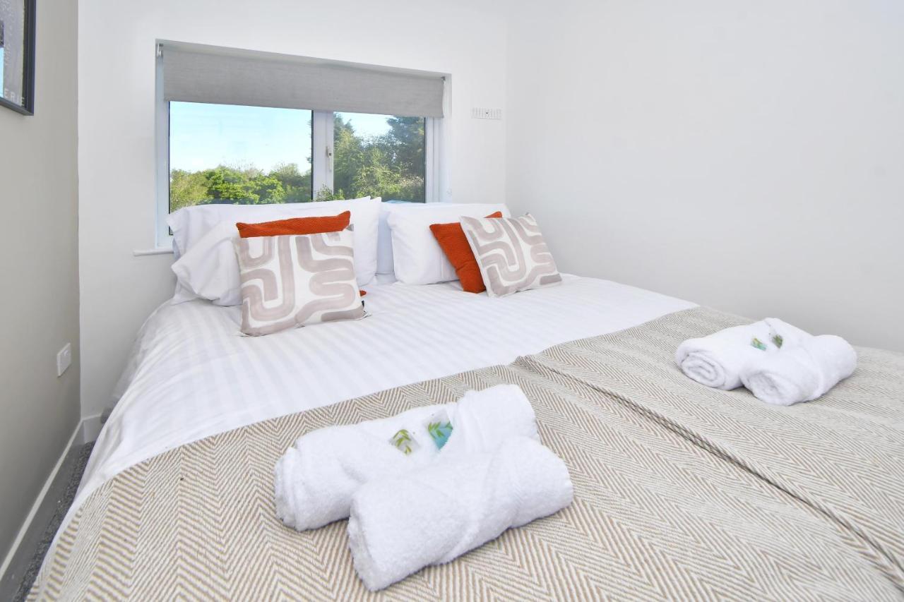 Lily House By Yourstays - Cosy 3 Bedroom House In 克鲁 外观 照片